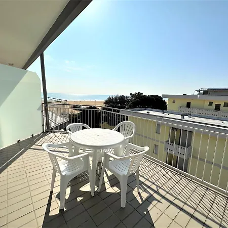 Condominio Jolly Apartment